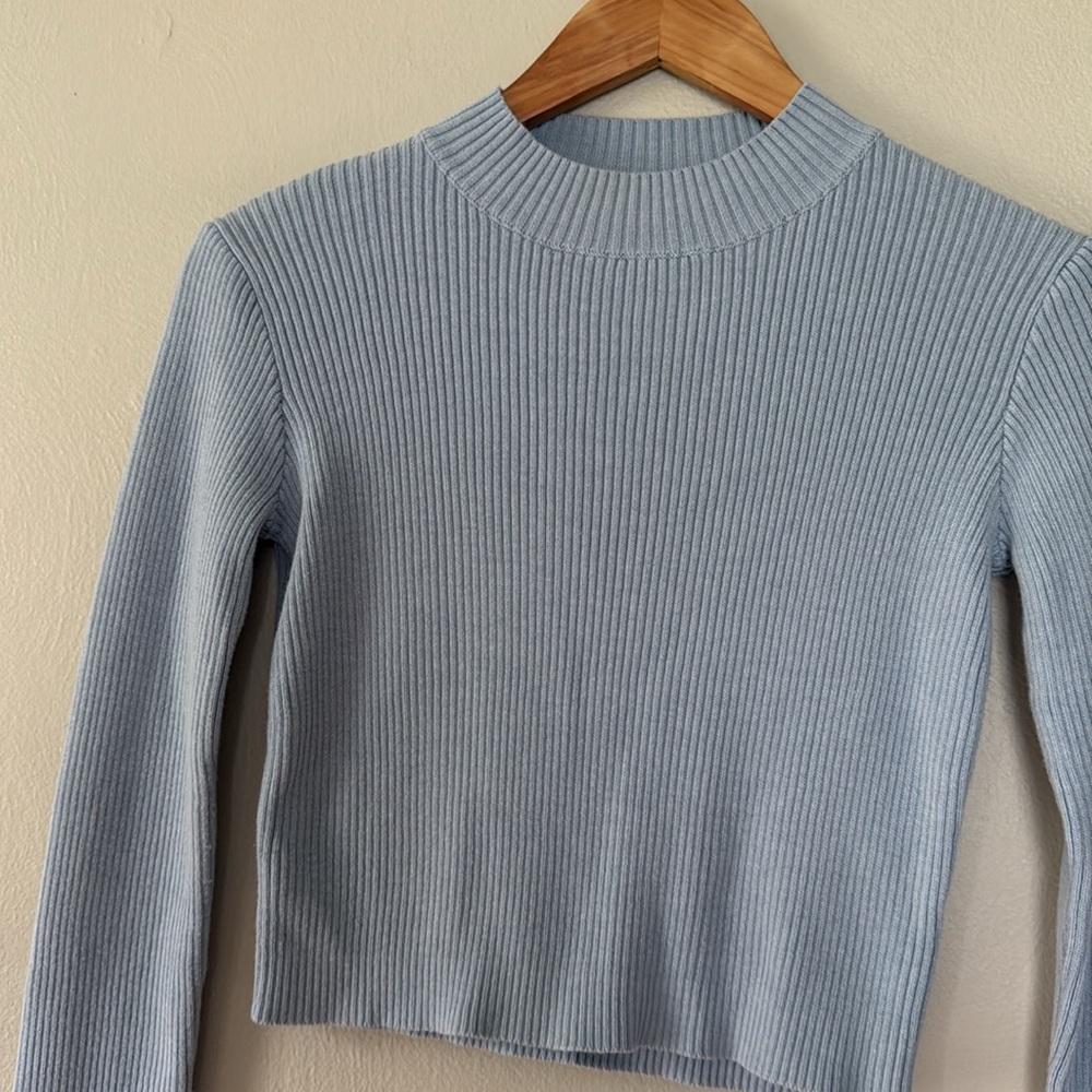 Brandy Melville Light Blue Ribbed Long Sleeve Top - Picture 2 of 4